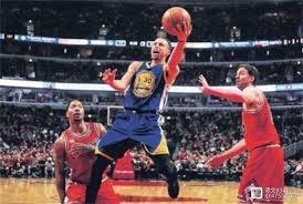 湖人瞄准公牛铁闸！富保罗建议用小里换DPOY，打造18届三大前四秀阵容