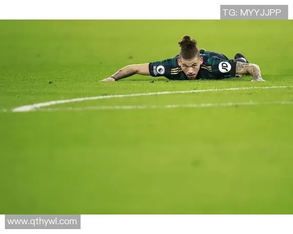 能攻善传！哈利伯顿15中12&7记三分高效砍下33分11助3断2帽