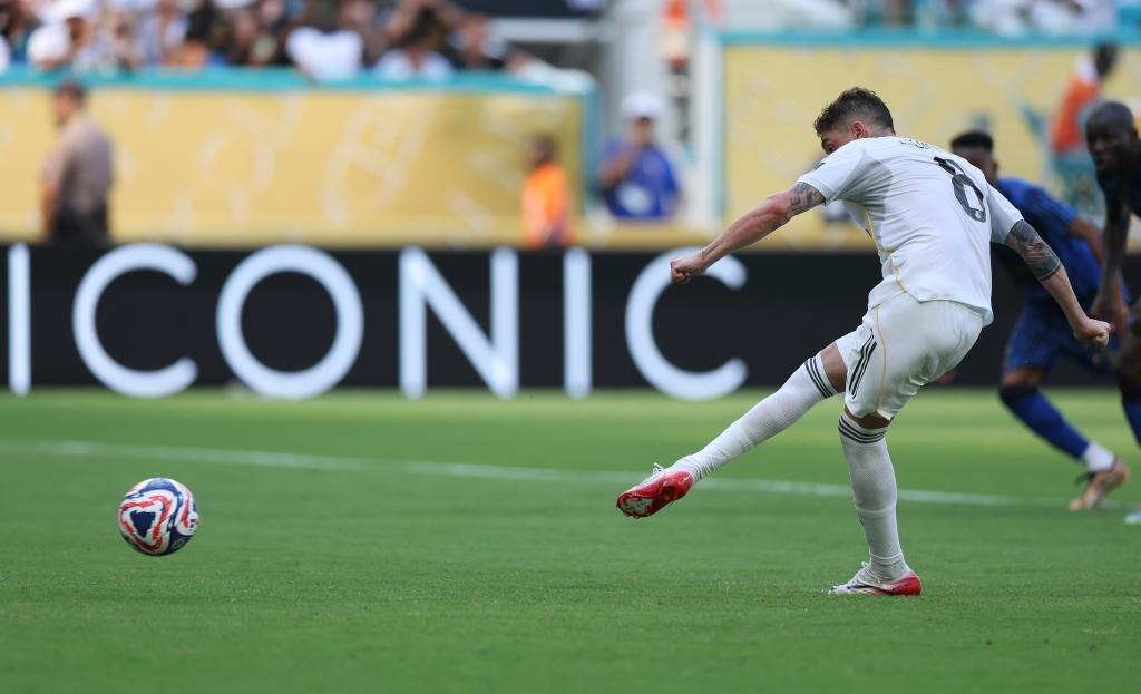 国安亚冠末轮计划展示足协杯奖杯但未成行，将为池忠国办纪念仪式